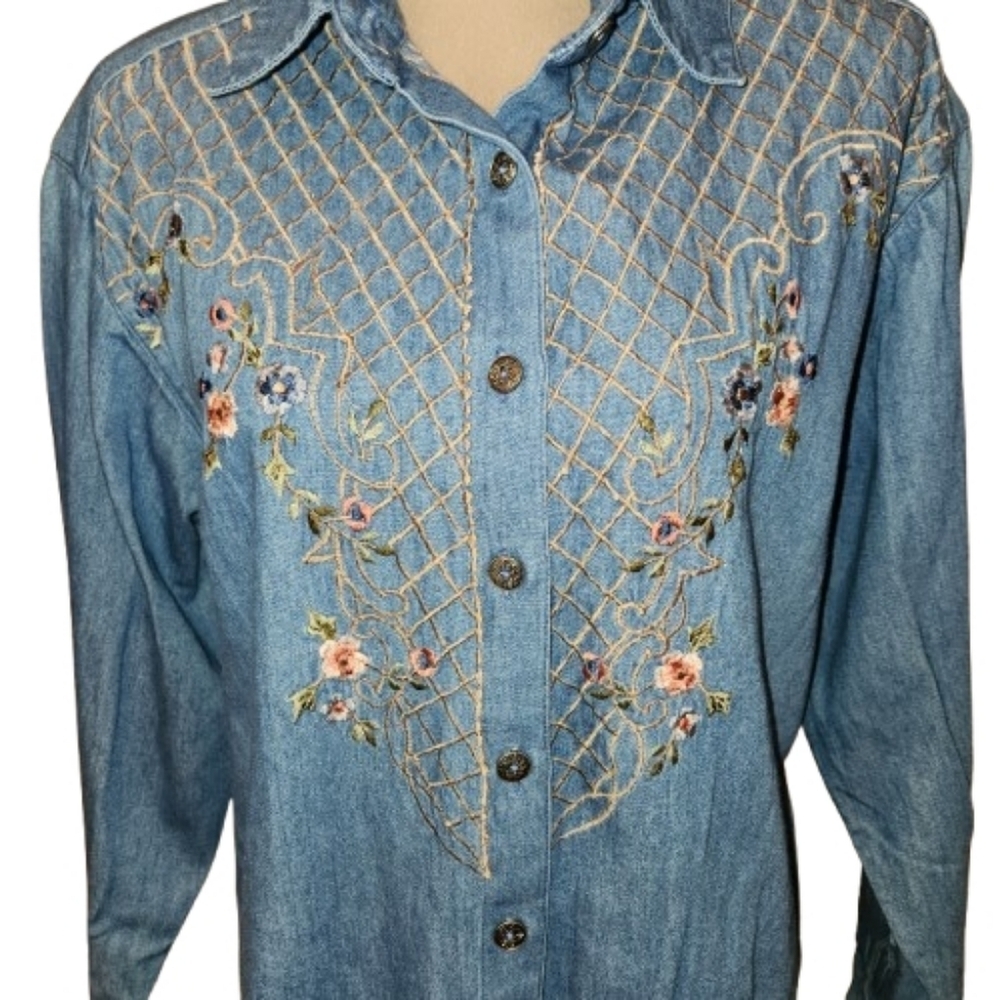 Willow Ridge Vintage Denim Floral Embroidered Shirt Size L Boho Cottagecore